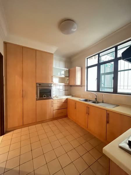 Condominium for Sale at 1 Bukit Utama - Lois Tan - Kitchen - PropertyGuru.com.my