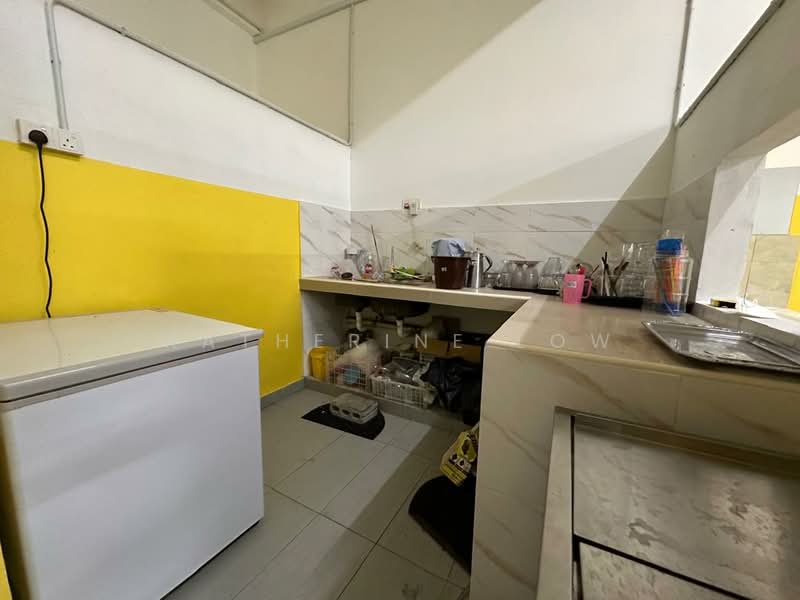 Shop for Rent in Bandar Indahpura (Kulai) - Katherine Low - Kitchen - PropertyGuru.com.my
