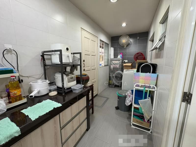 2-storey Terraced House for Sale in Klang (Selangor) - Louis Chan - Kitchen - PropertyGuru.com.my