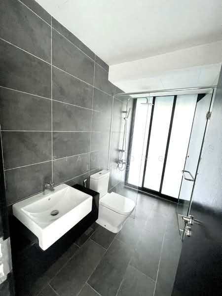 Apartment for Sale at Almas - Siau Tong Ling - Bathroom - PropertyGuru.com.my