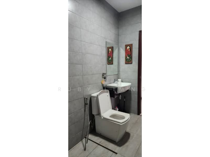 Service Residence for Rent at Paragon Suites @ CIQ - Ruby Liang - Bathroom - PropertyGuru.com.my