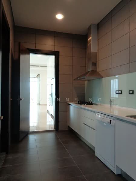 The Pearl KLCC untuk Untuk Disewa - RM 15,000 /bulan, Mac 2026 - Kitchen - PropertyGuru.com.my