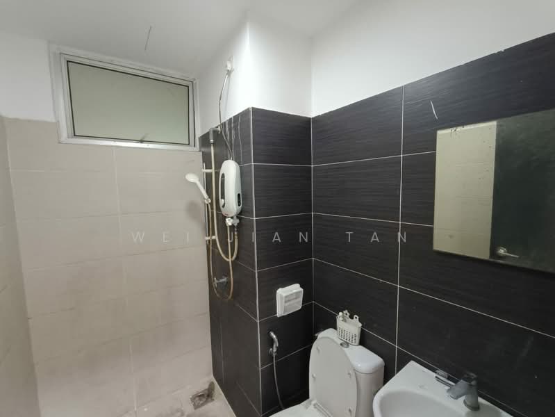Apartment for Sale at Midori Green (Pangsapuri Hijauan) - Wei Jian Tan - Bathroom - PropertyGuru.com.my