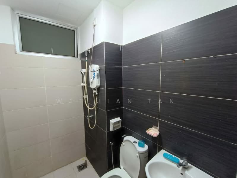Apartment for Sale at Midori Green (Pangsapuri Hijauan) - Wei Jian Tan - Bathroom - PropertyGuru.com.my