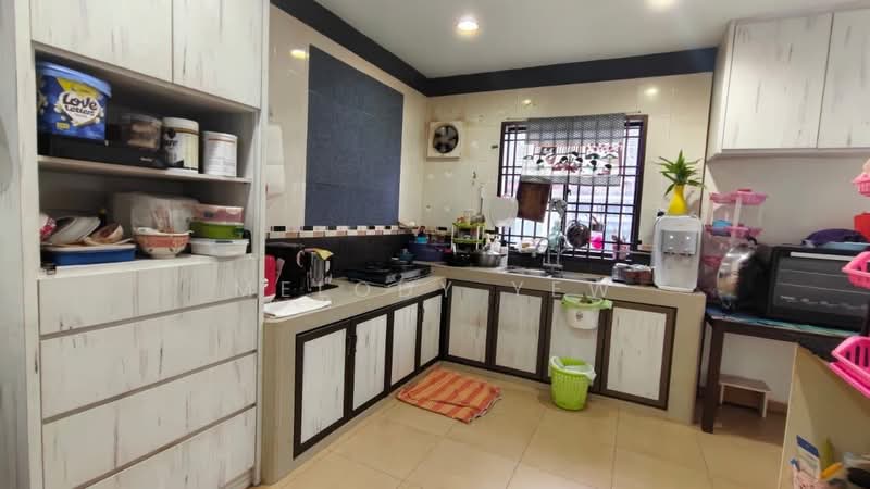 1-storey Terraced House for Sale in Taman Universiti (Skudai) - Melody Yew - Kitchen - PropertyGuru.com.my