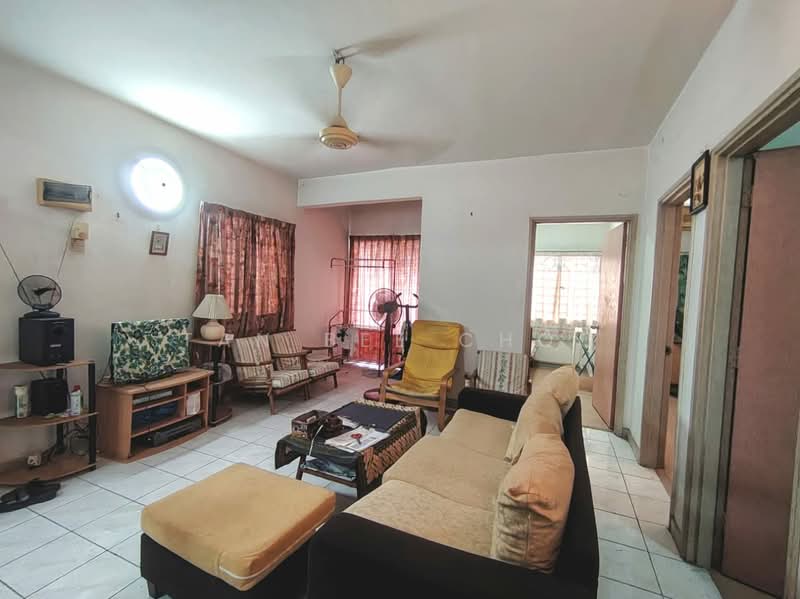 Sri Cempaka (Puchong Jaya) untuk Untuk Dijual - RM 310,000, Mac 2026 - Living Room - PropertyGuru.com.my