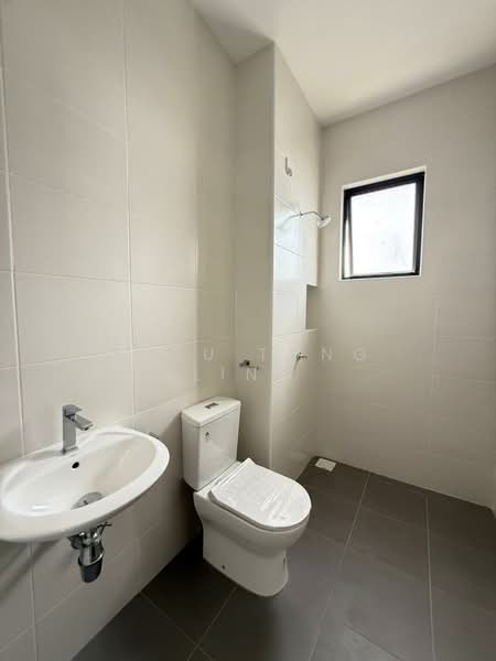 Cluster House for Sale in Eco Botanic (Iskandar Puteri (Nusajaya)) - Siau Tong Ling - Bathroom - PropertyGuru.com.my
