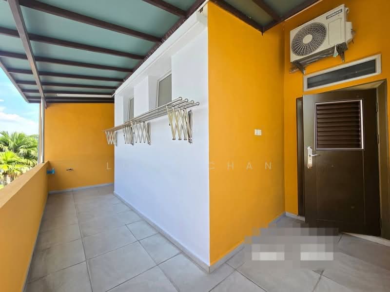 Rumah Teres 2 Tingkat untuk Dijual di Klang (Selangor) - Louis Chan - Balcony - PropertyGuru.com.my