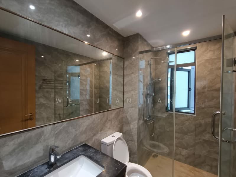 R&F Princess Cove Phase 1 untuk Untuk Dijual - RM 970,000, Mac 2026 - Bathroom - PropertyGuru.com.my