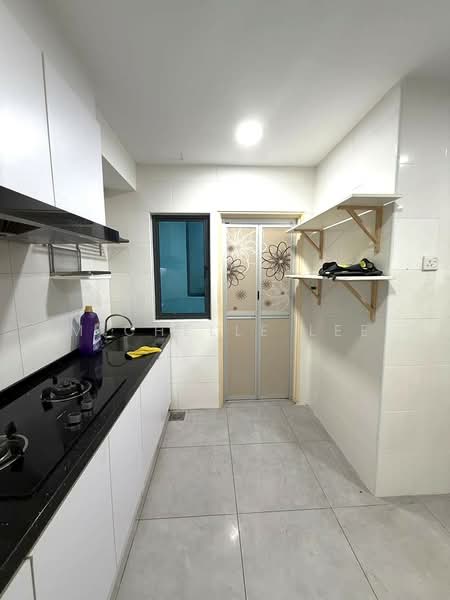 Service Residence for Rent at Vista Alam Serviced Apartment - Michelle Lee - Kitchen - PropertyGuru.com.my