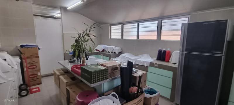 Rumah Berkembar untuk Dijual di Usj 5 (Subang Jaya) - Jessie Lim - Wet kitchen - PropertyGuru.com.my