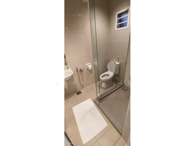 Rumah Berkembar untuk Dijual di Usj 5 (Subang Jaya) - Jessie Lim - Bathroom - PropertyGuru.com.my