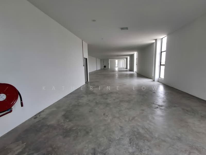 Detached Factory for Rent in Senai (Kulai) - Katherine Low - Corridor - PropertyGuru.com.my