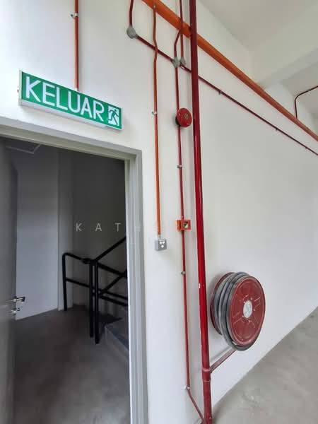 Detached Factory for Rent in Senai (Kulai) - Katherine Low - Corridor - PropertyGuru.com.my