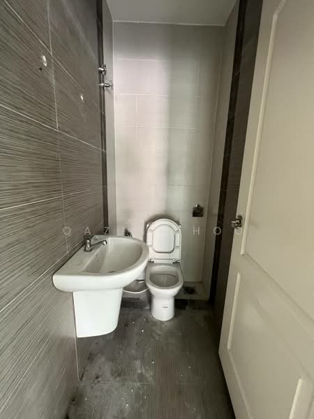 Semi-Detached House for Sale in Tiger Lane (Ipoh) - Qazin Khoo - Bathroom - PropertyGuru.com.my