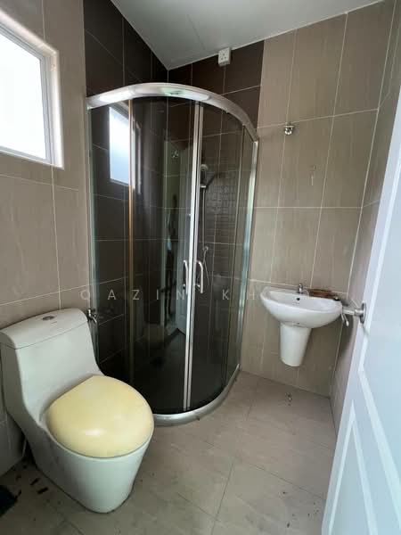 Semi-Detached House for Sale in Tiger Lane (Ipoh) - Qazin Khoo - Bathroom - PropertyGuru.com.my