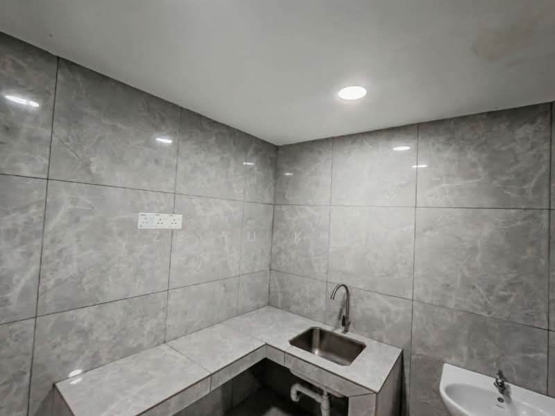 Office for Rent in Taman United (Jalan Klang Lama (Old Klang Road)) - Ze Yu Khoo - Interior - PropertyGuru.com.my