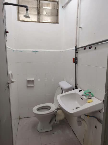 Mutiara Condominium untuk Untuk Disewa - RM 899 /bulan, Mac 2026 - Bathroom - PropertyGuru.com.my