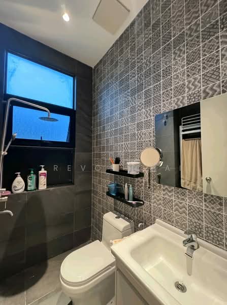 Semi-Detached House for Sale in Semenyih (Selangor) - Trevor Chai - Bathroom - PropertyGuru.com.my