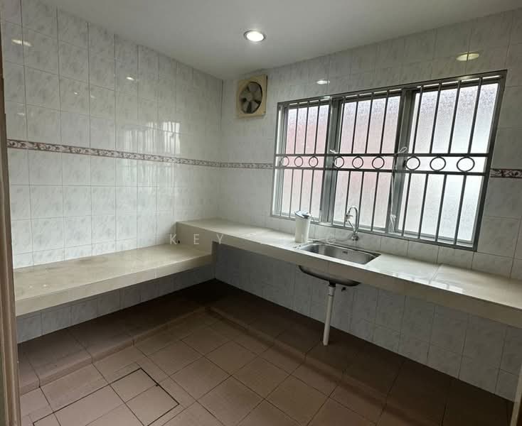 Bandar Mahkota Cheras untuk Untuk Dijual - RM 600,000, Mac 2026 - Kitchen - PropertyGuru.com.my