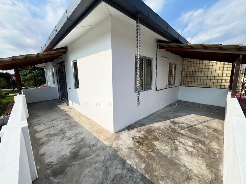 2-storey Terraced House for Sale in Setia Impian (Setia Alam) - Michael Foo - Balcony - PropertyGuru.com.my