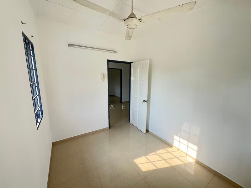 2-storey Terraced House for Sale in Setia Impian (Setia Alam) - Michael Foo - Room - PropertyGuru.com.my