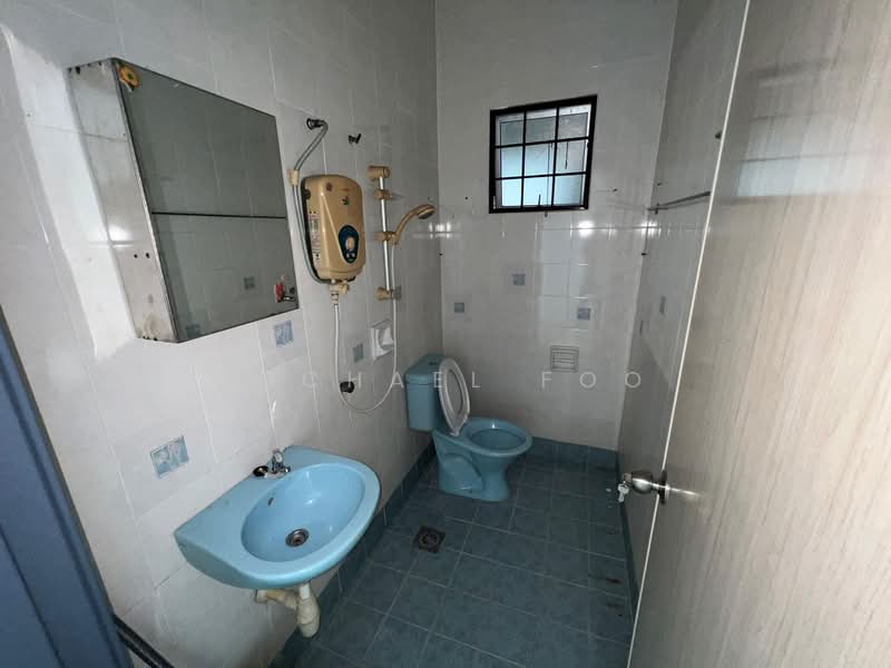 2-storey Terraced House for Sale in Setia Impian (Setia Alam) - Michael Foo - Bathroom - PropertyGuru.com.my