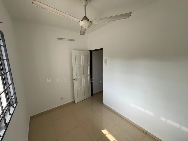2-storey Terraced House for Sale in Setia Impian (Setia Alam) - Michael Foo - Room - PropertyGuru.com.my