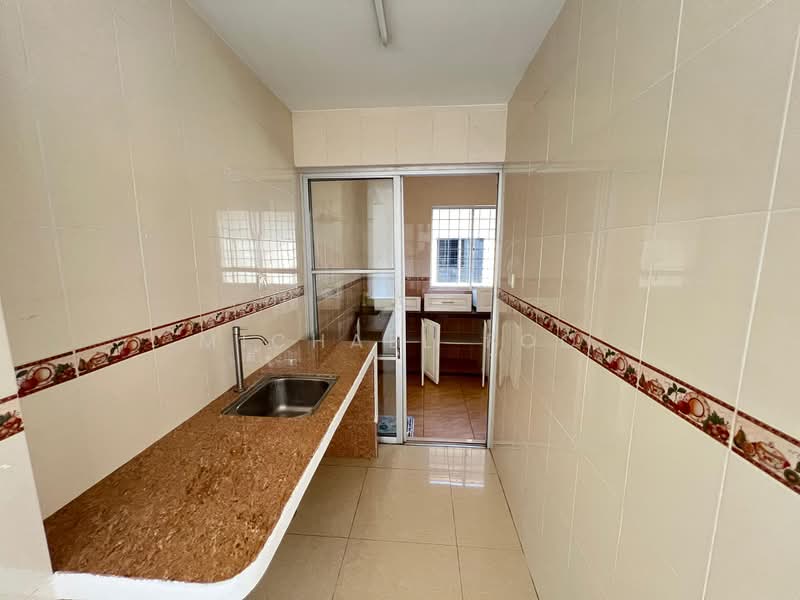 2-storey Terraced House for Sale in Setia Impian (Setia Alam) - Michael Foo - Dry Kitchen - PropertyGuru.com.my