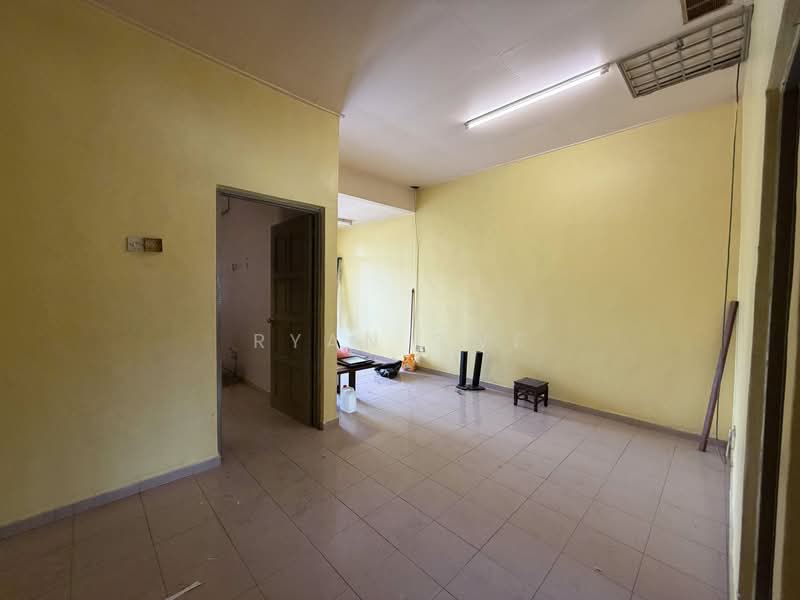 2-storey Terraced House for Sale in Bandar Menjalara (Kuala Lumpur) - Ryan Swe - Interior - PropertyGuru.com.my