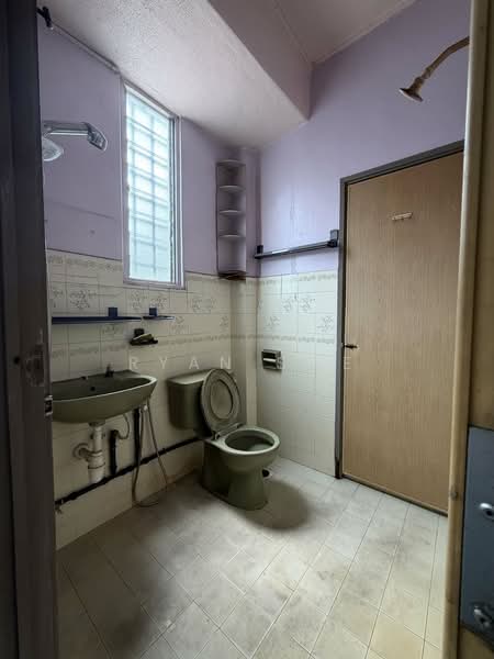 2-storey Terraced House for Sale in Bandar Menjalara (Kuala Lumpur) - Ryan Swe - Bathroom - PropertyGuru.com.my