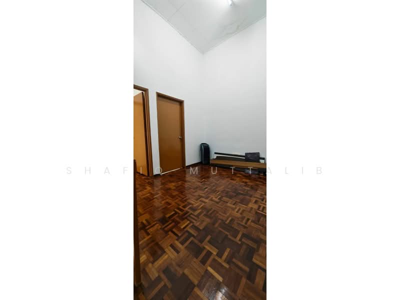2-storey Terraced House for Rent in Bandar Putra Permai (Seri Kembangan) - Shafiq Muttalib - Interior - PropertyGuru.com.my