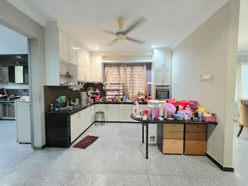 Bungalow for Sale in Bandar Country Homes (Rawang) - David Lee - Kitchen - PropertyGuru.com.my