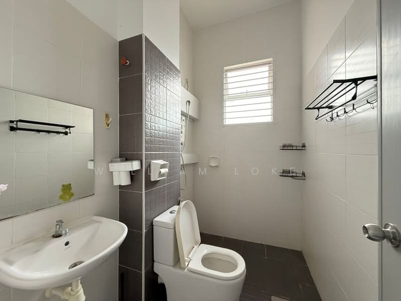 2-storey Terraced House for Rent in Bukit Indah (Iskandar Puteri (Nusajaya)) - William Loke - Bathroom - PropertyGuru.com.my