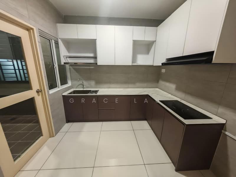 Apartment for Rent at Larkin Residence Phase 2 - Grace Lau - Kitchen - PropertyGuru.com.my