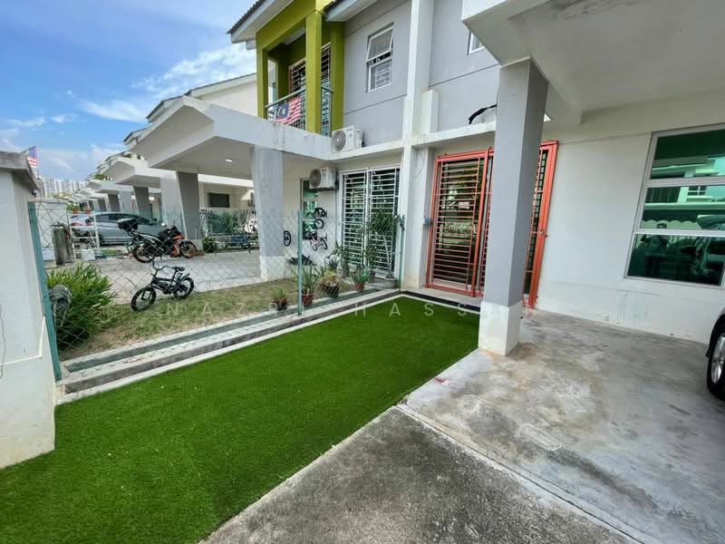 Cluster House for Sale in Bandar Puncak Alam (Puncak Alam) - Nazri Hassan - Exterior - PropertyGuru.com.my