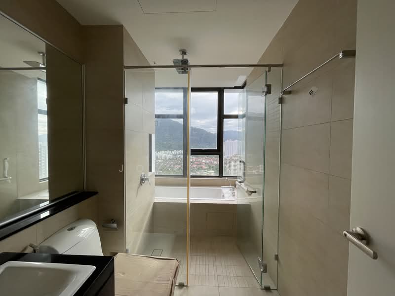 Condominium for Sale at The Marin at Ferringhi - Joyce Lee - Master Bathroom - PropertyGuru.com.my