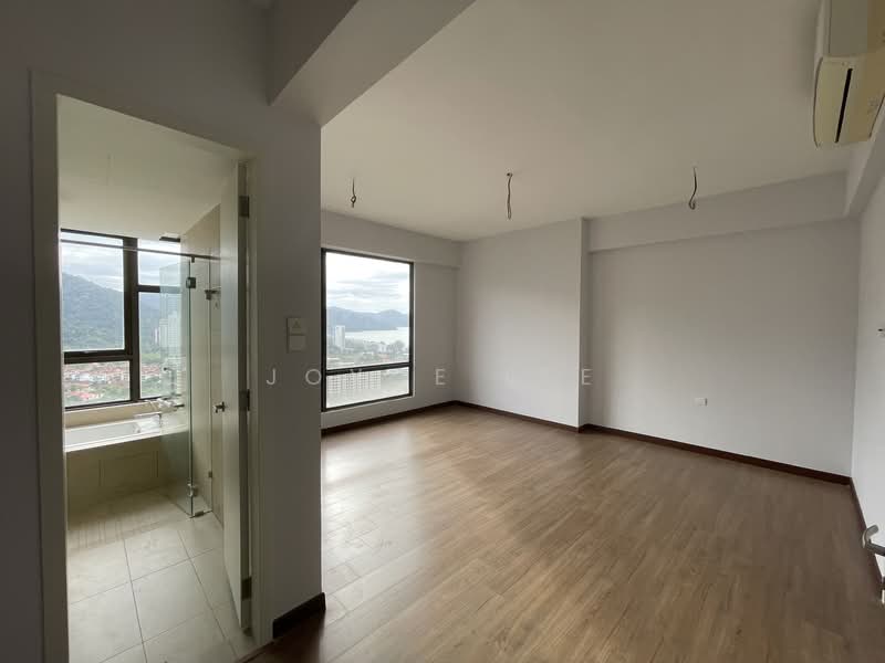 Condominium for Sale at The Marin at Ferringhi - Joyce Lee - Master Bedroom & Bathroom - PropertyGuru.com.my