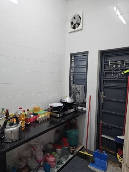 2-storey Terraced House for Rent in Nusa Bayu (Iskandar Puteri (Nusajaya)) - Elena Lim - Kitchen - PropertyGuru.com.my