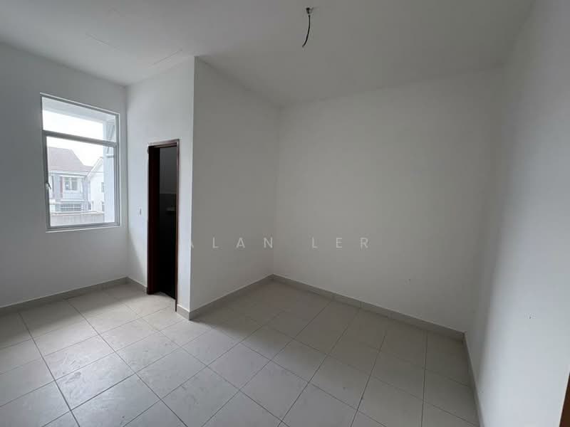 Townhouse for Sale in Taman Bestari Perdana (Pasir Gudang) - Alan Ler - Interior - PropertyGuru.com.my