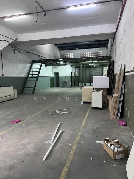 Detached Factory for Rent in Klang (Selangor) - Ng Shawn - Interior - PropertyGuru.com.my