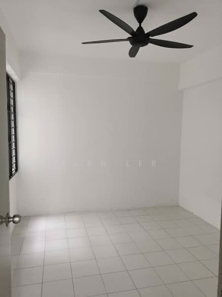 Apartment for Sale at Pangsapuri Pulai Mutiara - Alan Ler - Interior - PropertyGuru.com.my