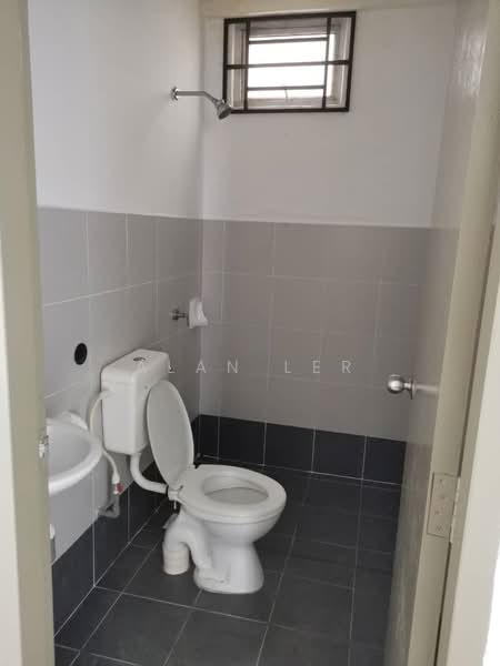 Apartment for Sale at Pangsapuri Pulai Mutiara - Alan Ler - PropertyGuru.com.my