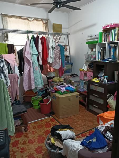 Flat for Sale at Taman Seri Orkid - Alan Ler - Bedroom - PropertyGuru.com.my