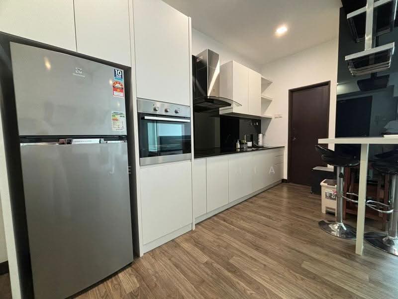 Service Residence for Rent at Service Residence @ Landmark Residence 2 - Jeson Chia - Kitchen - PropertyGuru.com.my