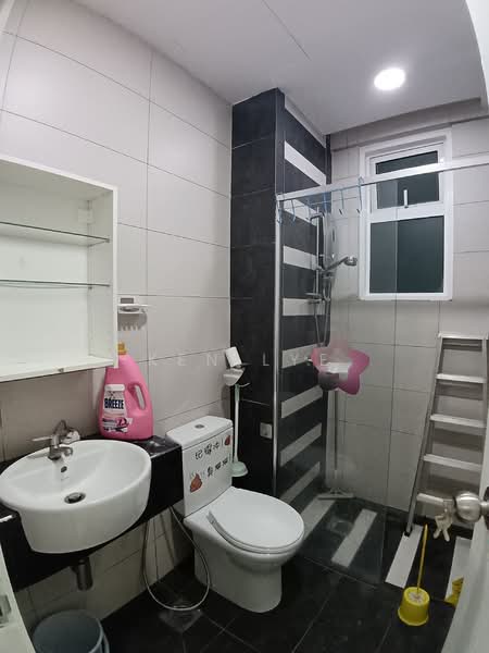 Apartment for Rent at Central Residence @ Sungai Besi - Ken Lye - Common Bathroom - PropertyGuru.com.my