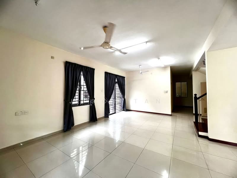 Cluster House for Sale in Austin Heights (Tebrau) - Jason Tan - Living Room - PropertyGuru.com.my