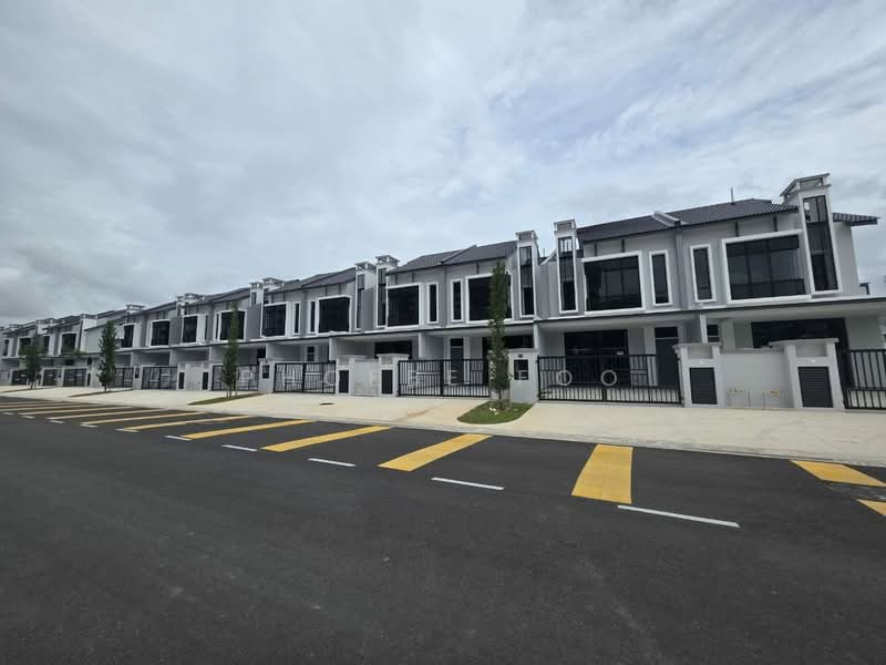 2-storey Terraced House for Sale in Taman Mount Austin (Tebrau) - Phoebe Foo - Exterior - PropertyGuru.com.my