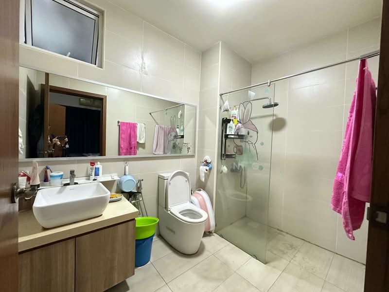 Service Residence for Sale at Grandview 360 - Elaine Ng - Bathroom - PropertyGuru.com.my