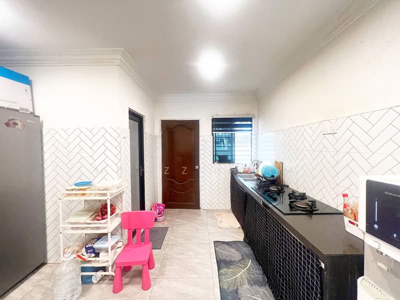 2-storey Terraced House for Sale in Ukay Bistari (Ulu Kelang) - Mu'izz Halim - Kitchen - PropertyGuru.com.my
